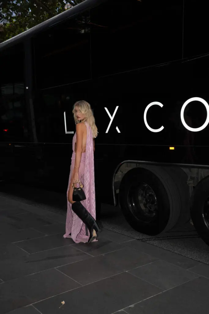 Luxcoach Glamour on the Grid with Em Gurr