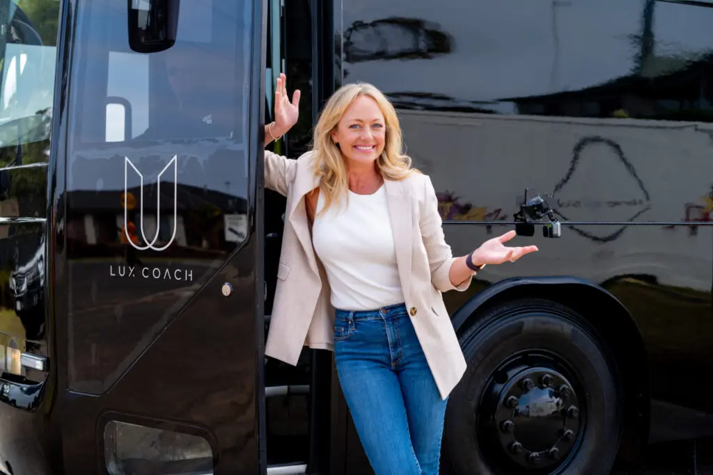 Luxcoach on the Block